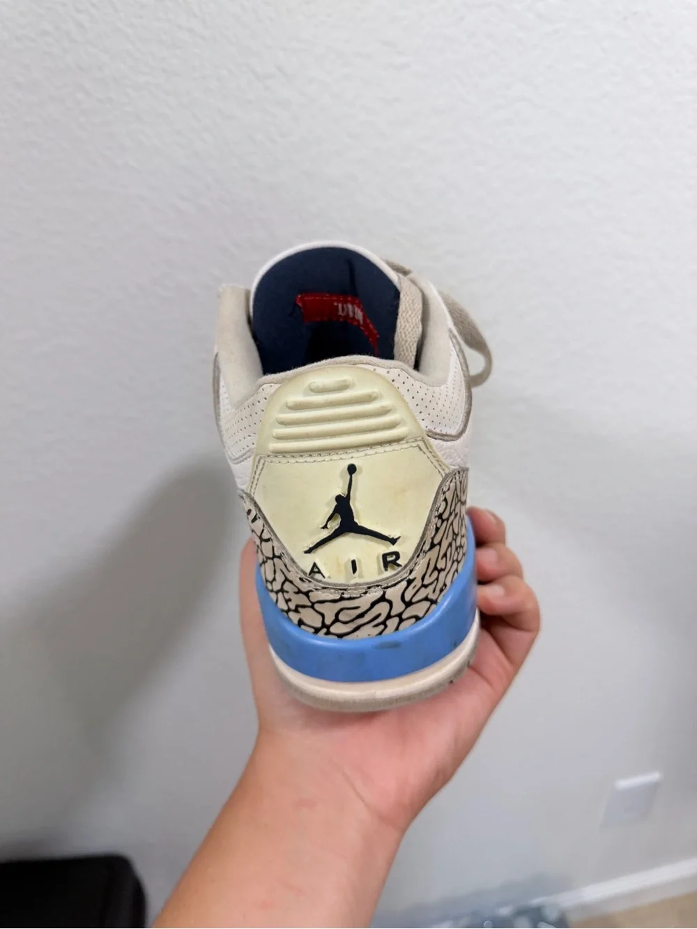 Jordan retro 3 unc